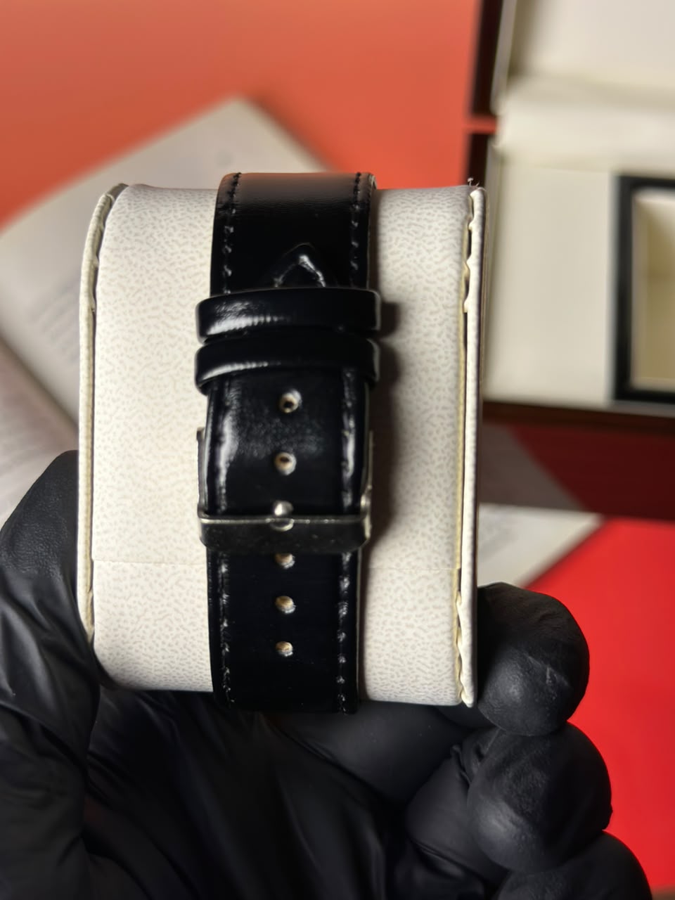 Cartier Tank Solo – Timeless Swiss Elegance